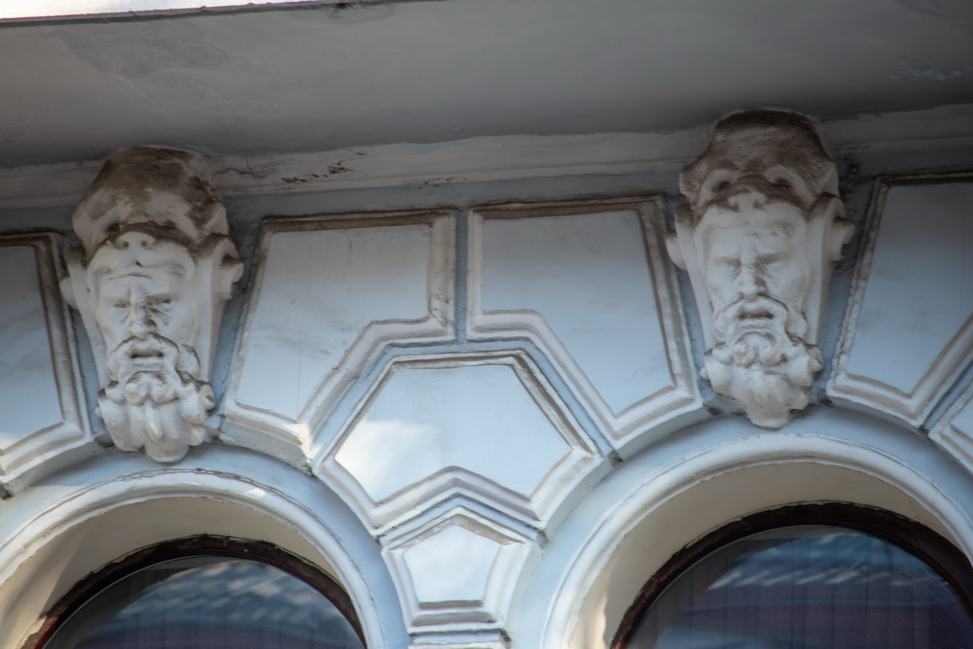 Архитектура и фасад здания в центре Одессы – bur4ik.ru – 21.01.2020 - фото 87
