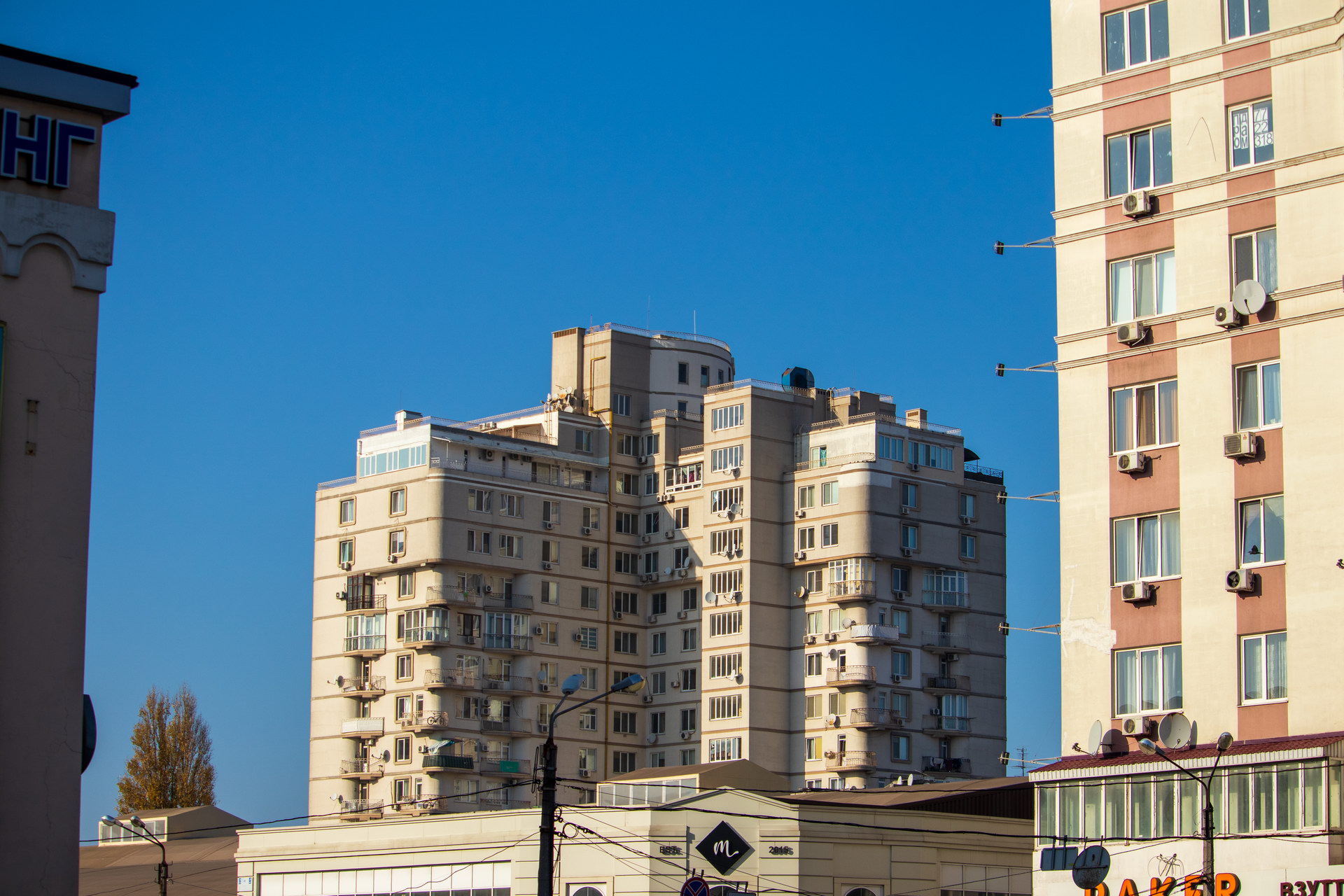 Высотка здание около рынка Привоз в Одессе – bur4ik.ru фото 2