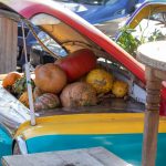 Кузов старого автомобиля который используется как цветочный горшок у входа в ресторан – bur4ik.ru – 21.01.2020 - фото 6